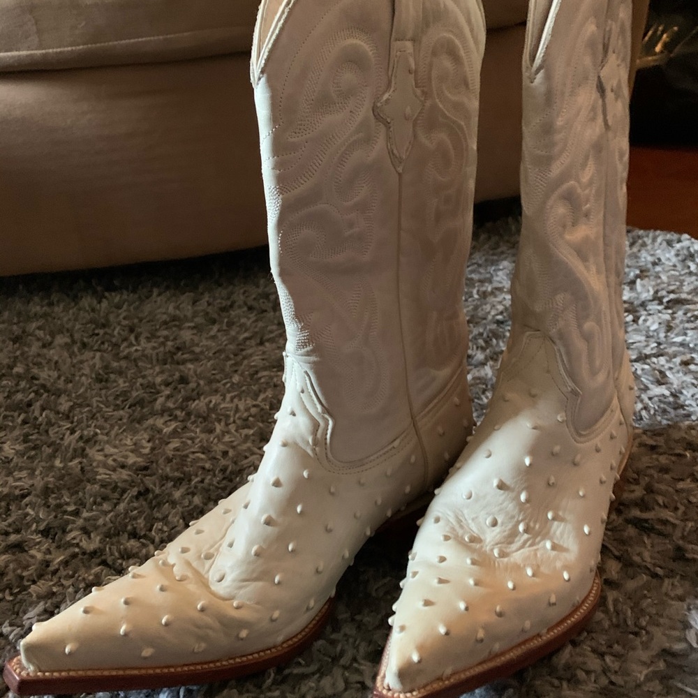 Pistolero cowboy boots